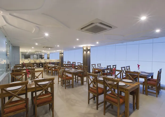 Clarks Collection Jaipur Hotel